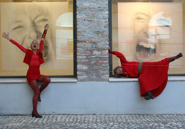 Performance with red thread